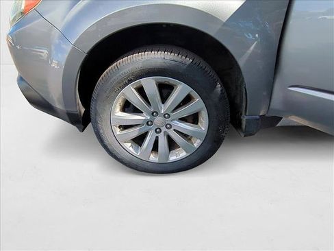 Used 2011 Subaru Forester 2.5X Premium w/ All-Weather Pkg image 22