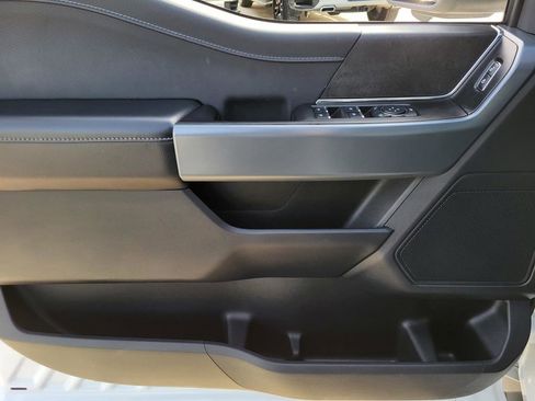 Used 2024 Ford F150 XLT w/ Mobile Office Package image 17