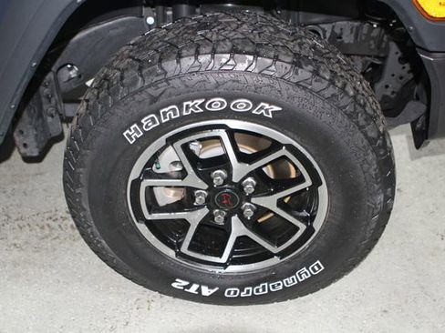 Used 2024 Jeep Wrangler Sport AWD/4WD image 5