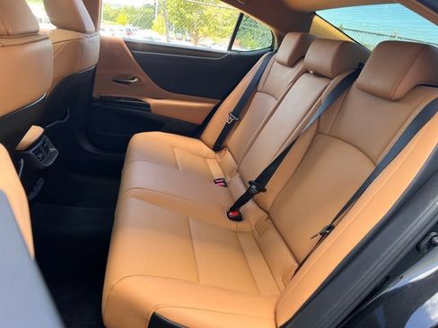 Used 2022 Lexus ES 350 w/ Premium Package FWD image 15