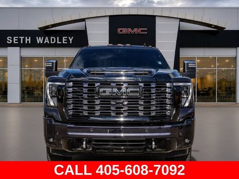 Used 2026 GMC Sierra 2500 Denali Ultimate AWD/4WD image 2