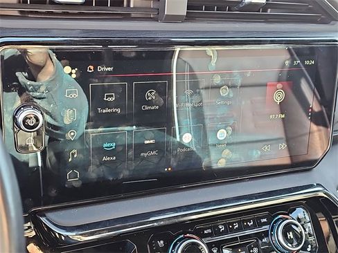 Used 2023 GMC Sierra 1500 AT4X image 11