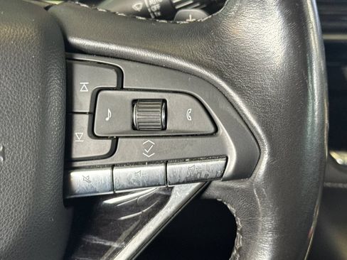 Used 2021 Cadillac Escalade ESV Sport w/ Driver Assist Tech Package AWD/4WD image 35