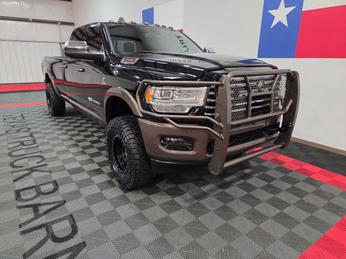 Used 2019 RAM 3500 Limited image 16