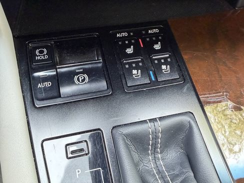 Used 2019 Lexus RX 350 AWD w/ Navigation Package image 21