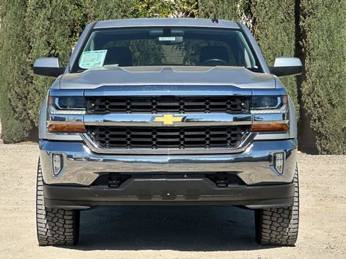 Used 2017 Chevrolet Silverado 1500 LT w/ All Star Edition AWD/4WD image 9