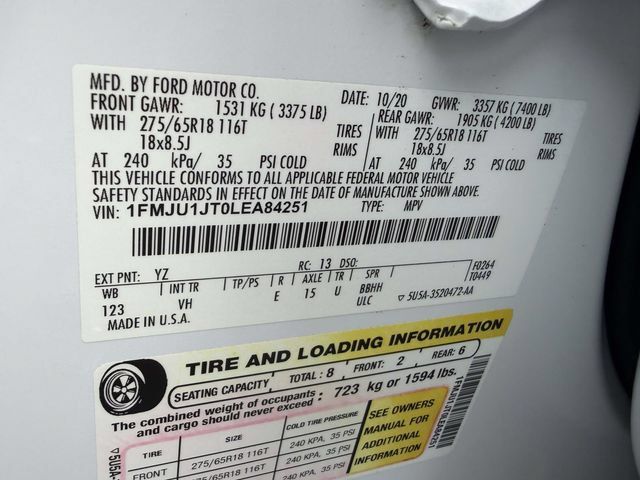 Used 2020 Ford Expedition XLT w/ Equipment Group 202A AWD/4WD image 24