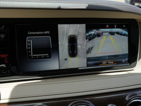Used 2017 Mercedes-Benz S 550 Sedan image 13