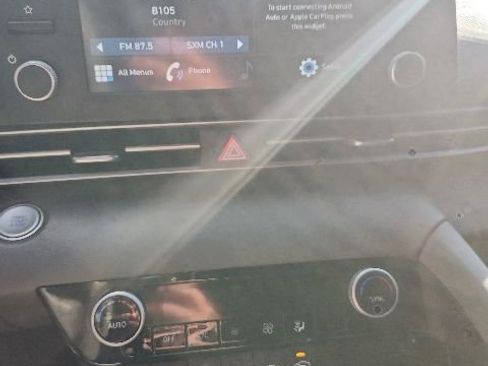 Used 2021 Hyundai Elantra SEL FWD image 17