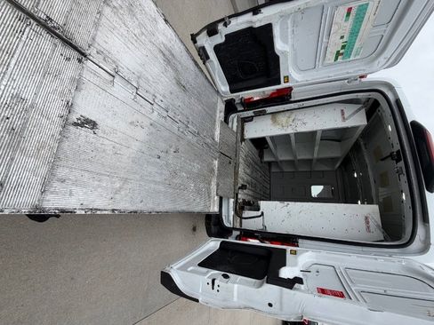 Used 2020 Ford Transit 250 Medium Roof image 15