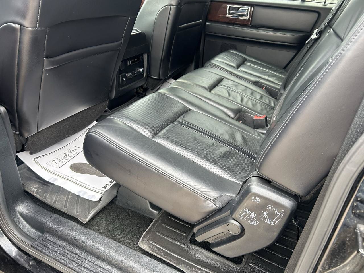 Used 2016 Lincoln Navigator L Select AWD/4WD image 9