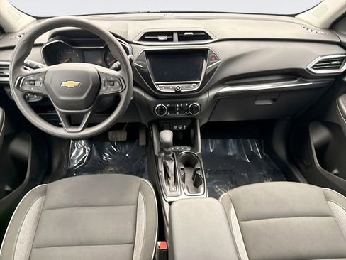 Used 2023 Chevrolet TrailBlazer LT w/ Convenience Package image 14