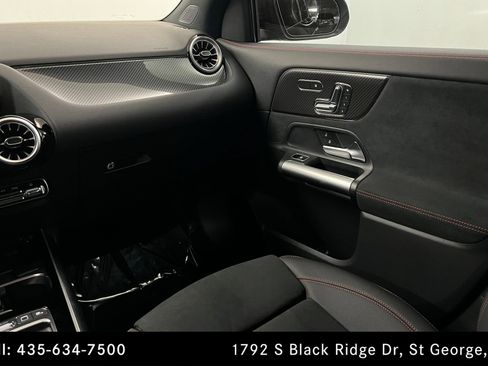 Certified 2025 Mercedes-Benz GLA 250 image 10