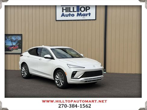Used 2025 Buick Envista Avenir FWD image 1