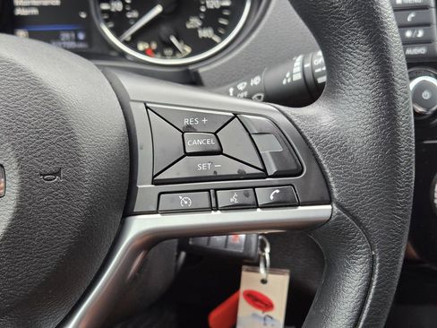 Used 2020 Nissan Rogue Sport S FWD image 27