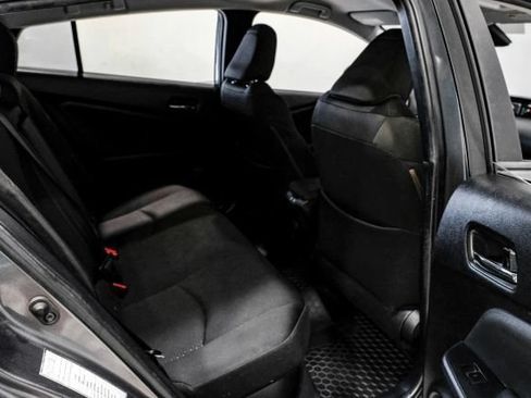 Used 2020 Toyota Prius LE FWD image 32