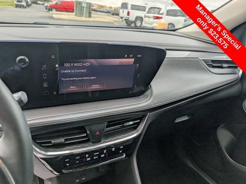 Used 2024 Buick Encore GX Avenir w/ Avenir Convenience Package FWD image 19