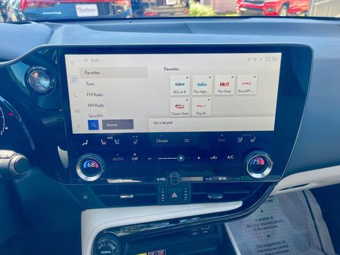 Used 2025 Lexus NX 350 AWD w/ Luxury Package image 16