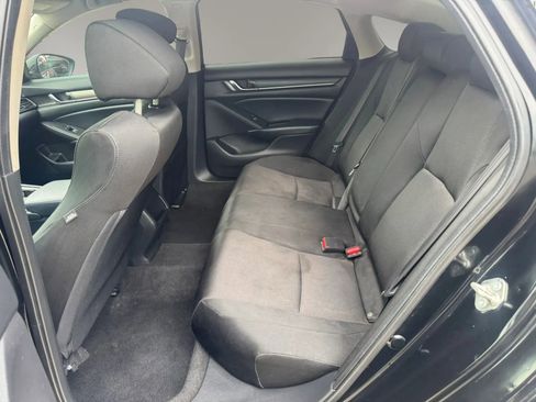 Used 2018 Honda Accord LX image 12