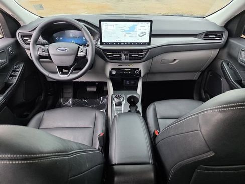 Used 2023 Ford Escape Active w/ Tech Pack #2 image 8