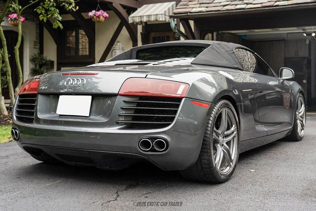 Used 2012 Audi R8 V8 AWD/4WD image 18