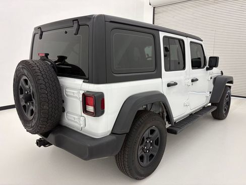 Used 2023 Jeep Wrangler Unlimited Sport AWD/4WD image 16