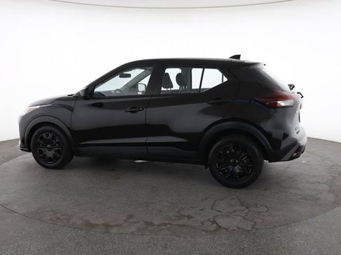 Used 2024 Nissan Kicks S FWD image 8