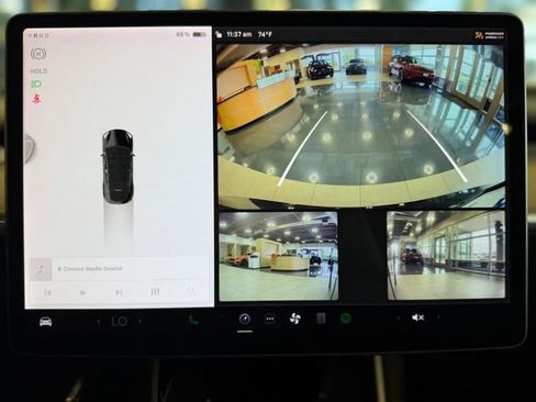 Used 2021 Tesla Model Y Long Range AWD/4WD image 24