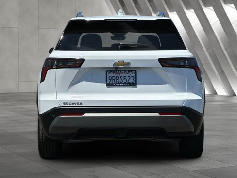 Used 2025 Chevrolet Equinox LT w/ Convenience Package II FWD image 5