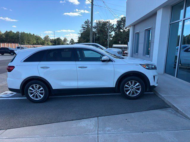 Used 2020 Kia Sorento L FWD image 2