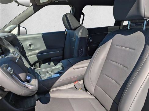 New 2026 Hyundai Palisade Calligraphy FWD image 24