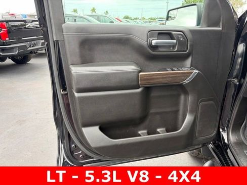 Used 2019 Chevrolet Silverado 1500 LT Trail Boss w/ Convenience Package AWD/4WD image 12