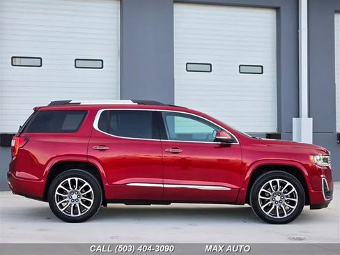 Used 2021 GMC Acadia Denali w/ Denali Ultimate Package image 9