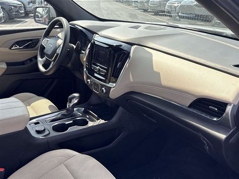Certified 2023 Chevrolet Traverse LS w/ Midnight/Sport Edition FWD image 27