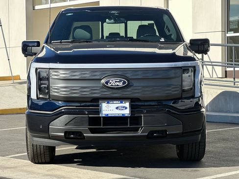 New 2025 Ford F150 Lightning Lariat image 8