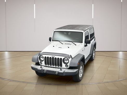 Used 2018 Jeep Wrangler Sport AWD/4WD image 24