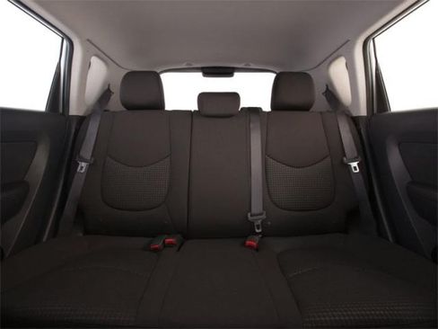Used 2013 Kia Soul + w/ Audio Pkg FWD image 8