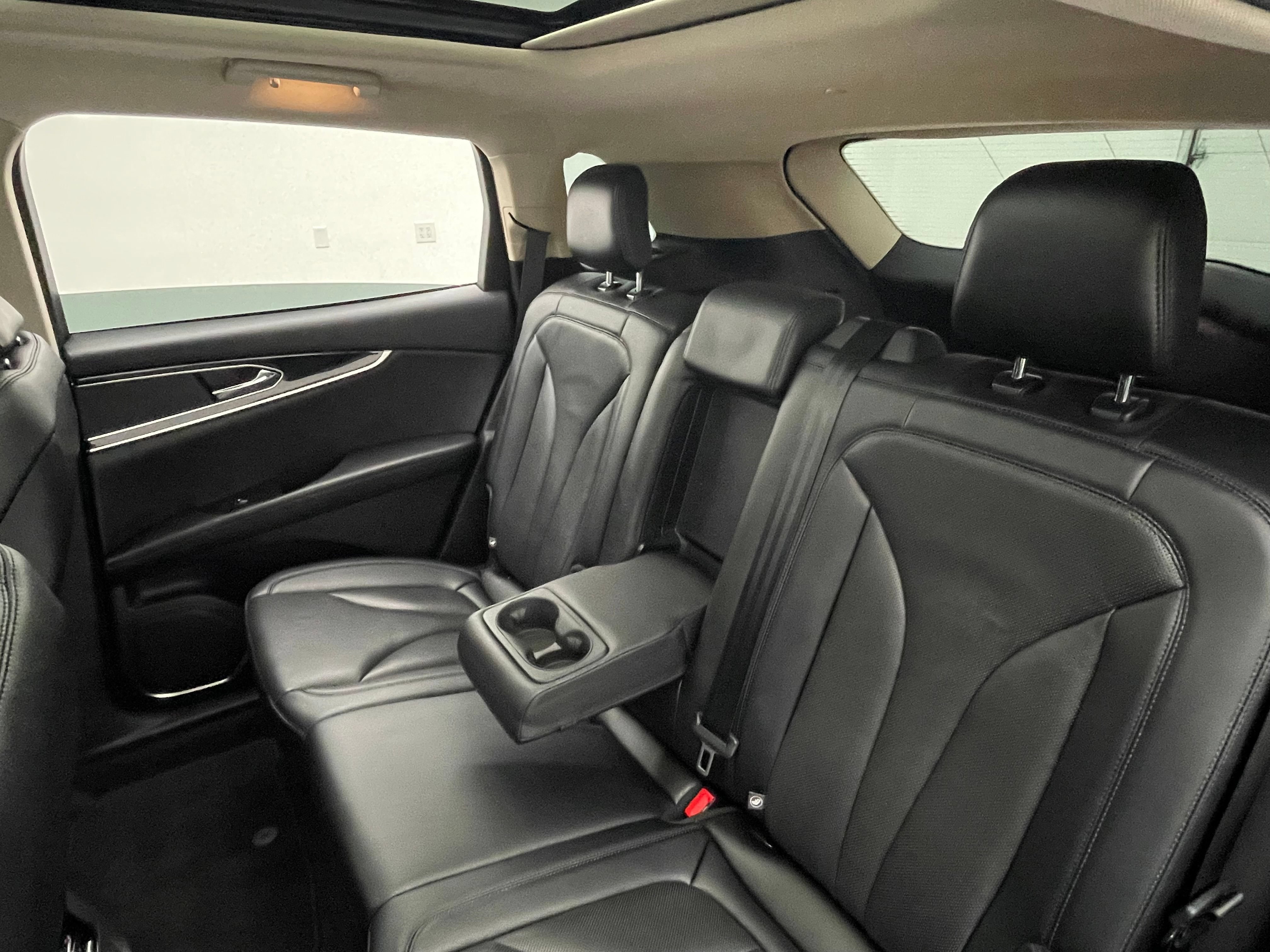 Used 2022 Lincoln Nautilus Reserve FWD image 46