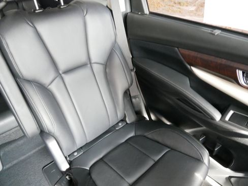 Used 2021 Subaru Ascent Touring image 14