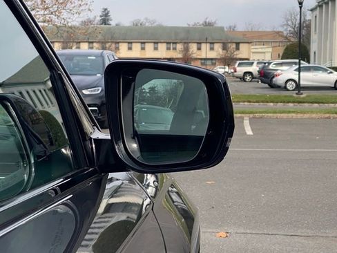 New 2025 Jeep Grand Cherokee Altitude image 14