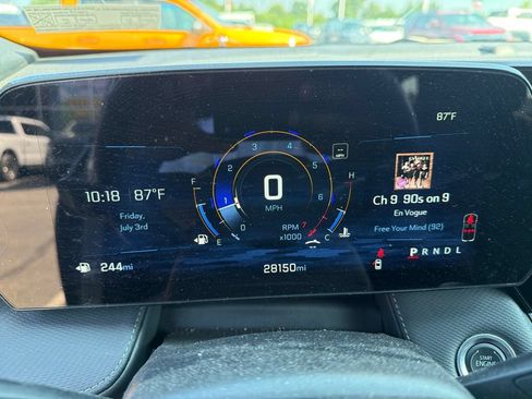 Used 2025 Chevrolet Equinox LT FWD image 16