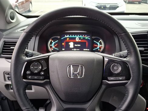 Used 2022 Honda Pilot Touring image 23