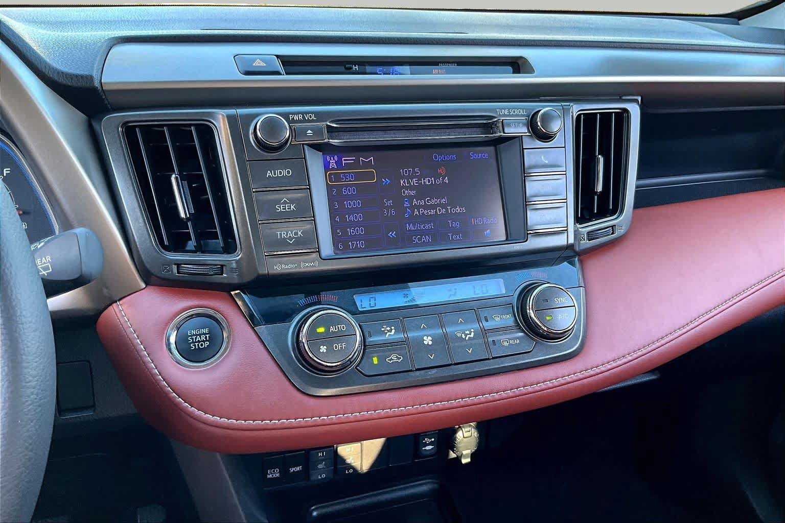 Used 2013 Toyota RAV4 Limited AWD/4WD image 6