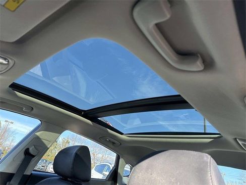 Used 2017 Kia Optima EX w/ Premium Package image 13