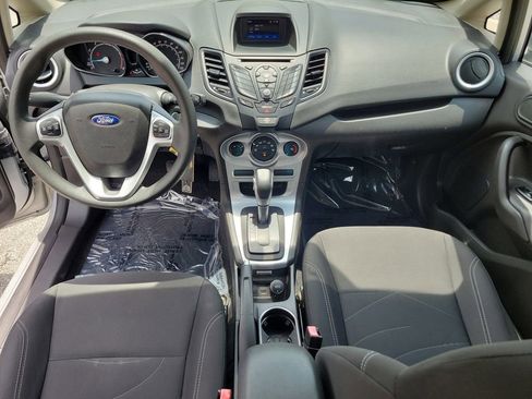 Used 2019 Ford Fiesta SE FWD image 12