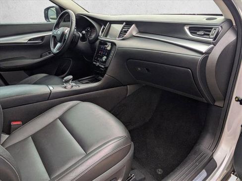Used 2019 INFINITI QX50 Luxe image 20