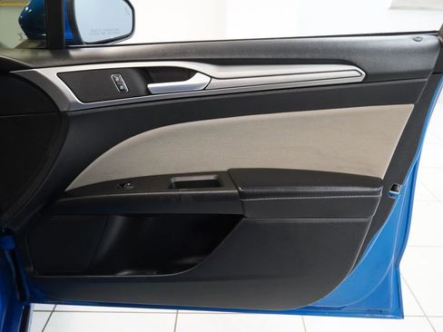 Used 2019 Ford Fusion S FWD image 31