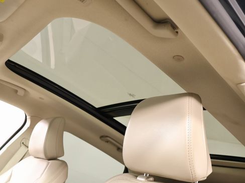 Certified 2023 Lincoln Nautilus Reserve image 15