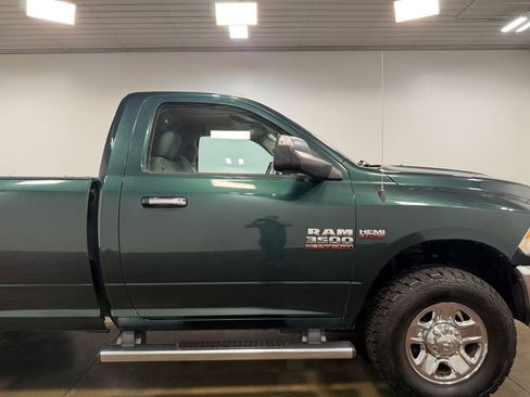 Used 2018 RAM 3500 SLT w/ Snow Chief Group AWD/4WD image 32