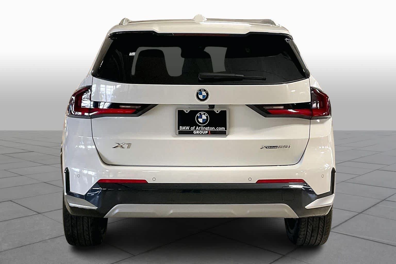 Used 2026 BMW X1 xDrive28i w/ Convenience Package AWD/4WD image 4
